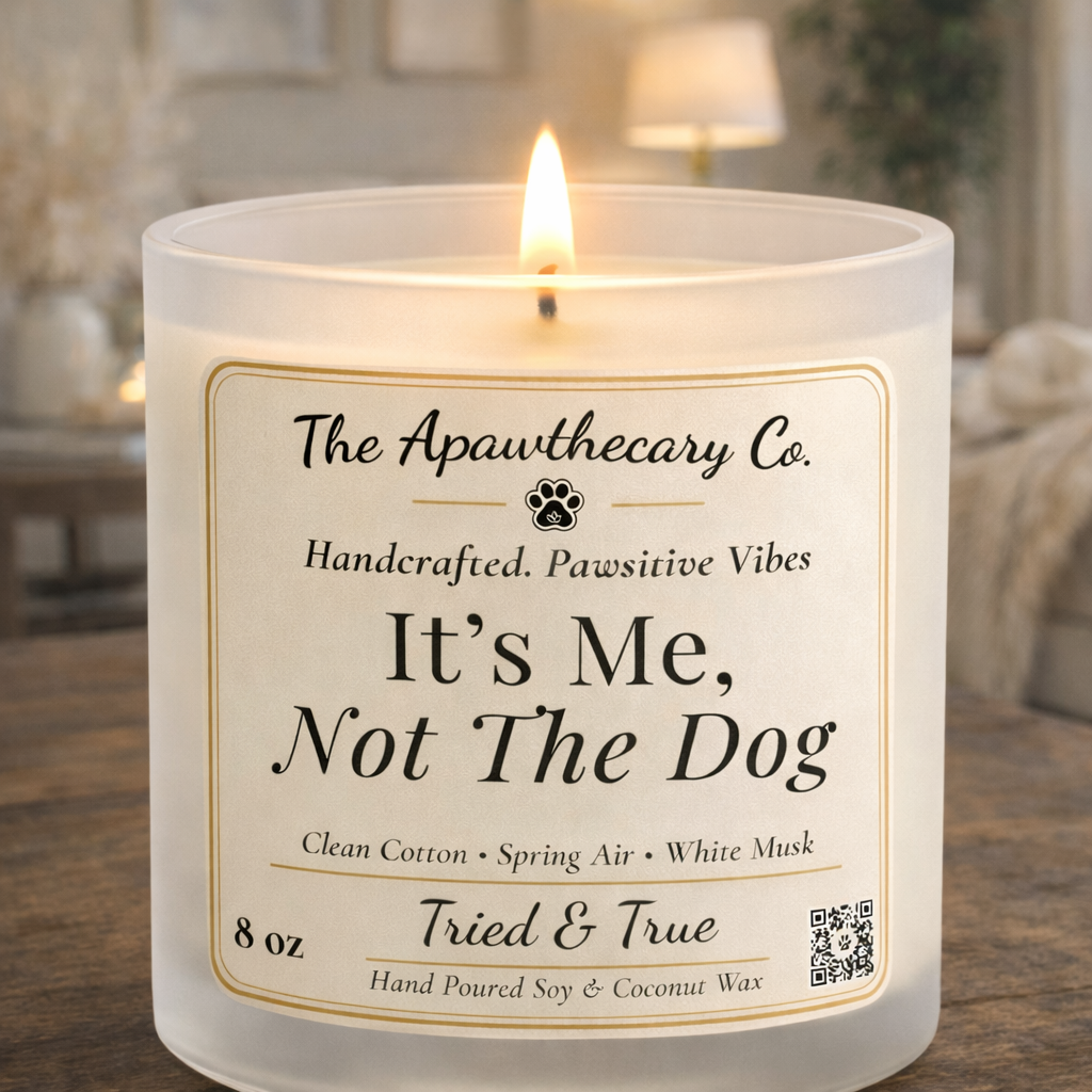 It's Me Not The Dog Closeup Product Image